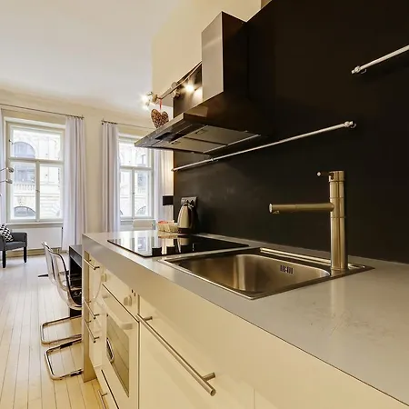 Historic Centre Vi Apartment *